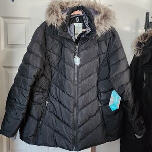 NWT 3x Plus Size Free Country Down Black Warm Winter Coat with Faux Fur Hood